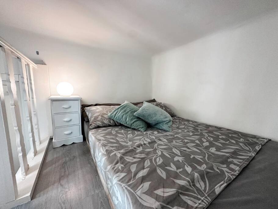 Mezzanine 2 Bedroom In Chueca Apartamento Madrid